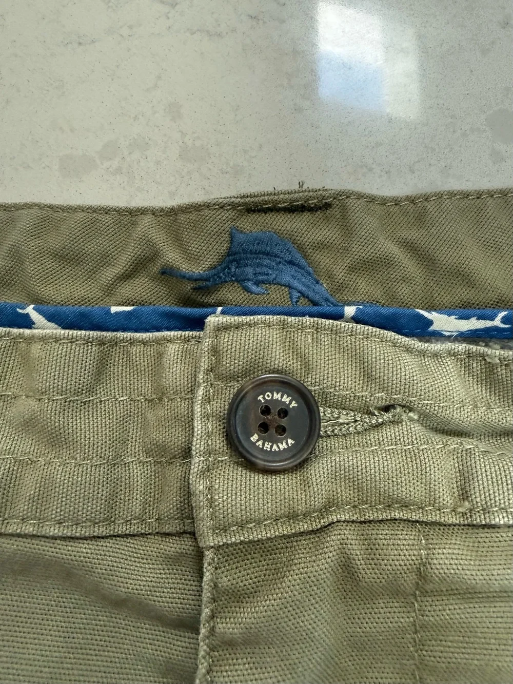 Tommy Bahama 35 - 10” Olive/Dark Khaki Men’s Cargo Shorts